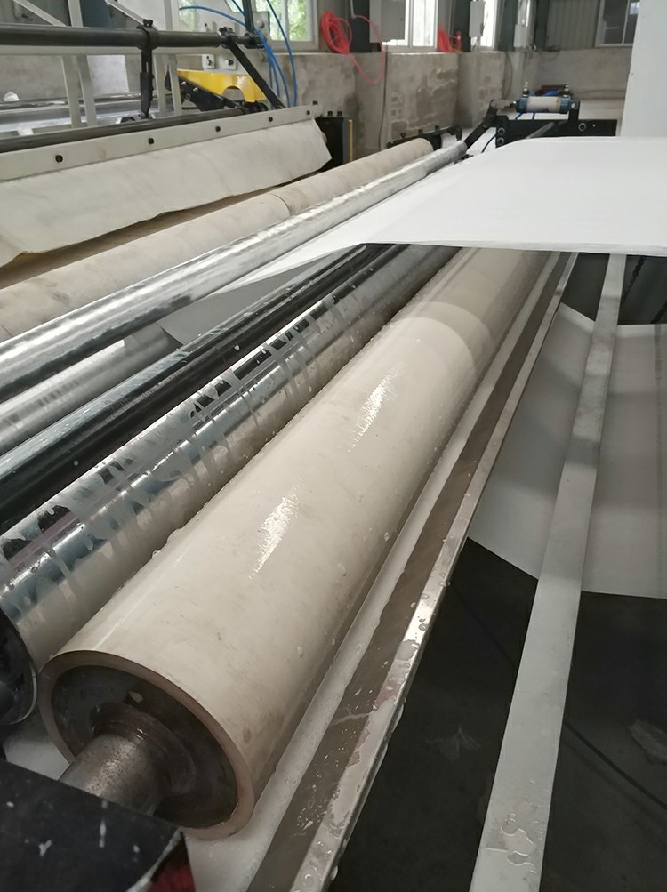 PLC Small Toilet Paper Making Machine 100m/Min